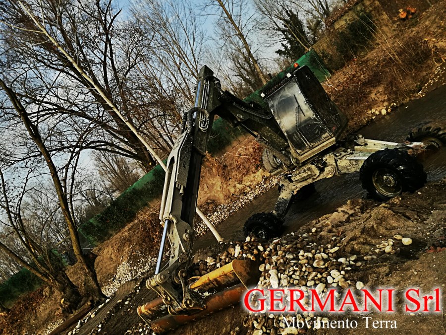 GermaniSrl, Escavatore Ragno presso il Parco Ittico